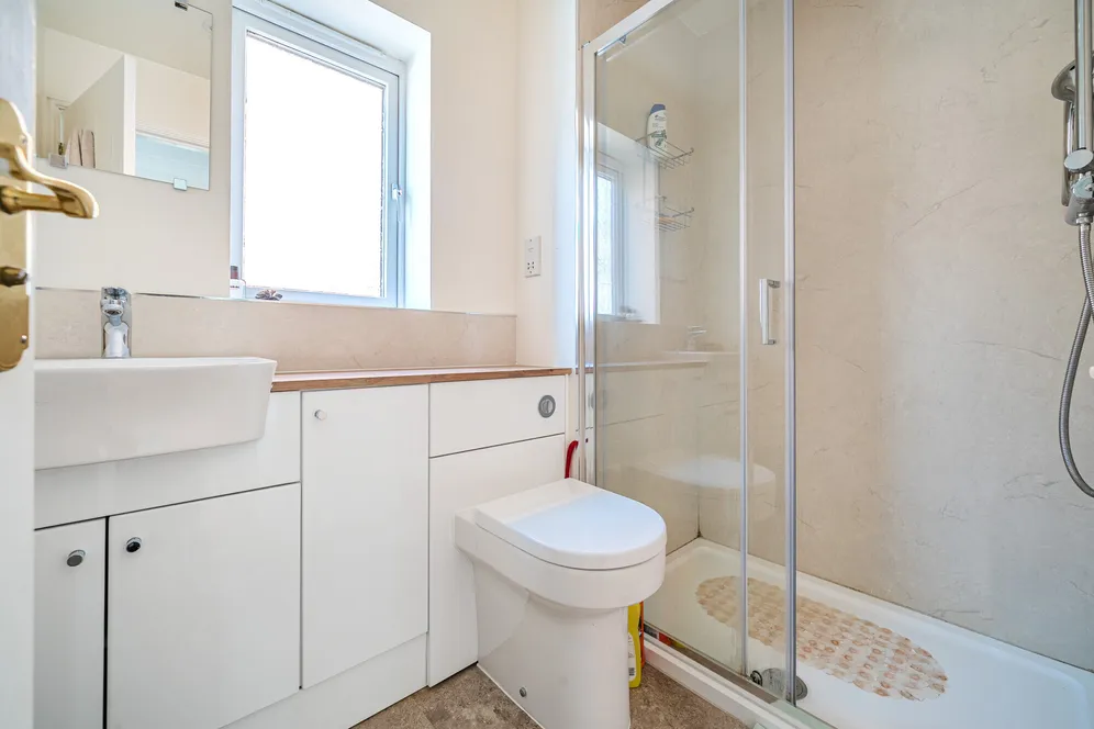 Falcon Way, Brackley, NN13 photo 6