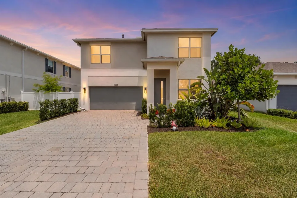 4506 Catalina Way, Greenacres, FL 33463