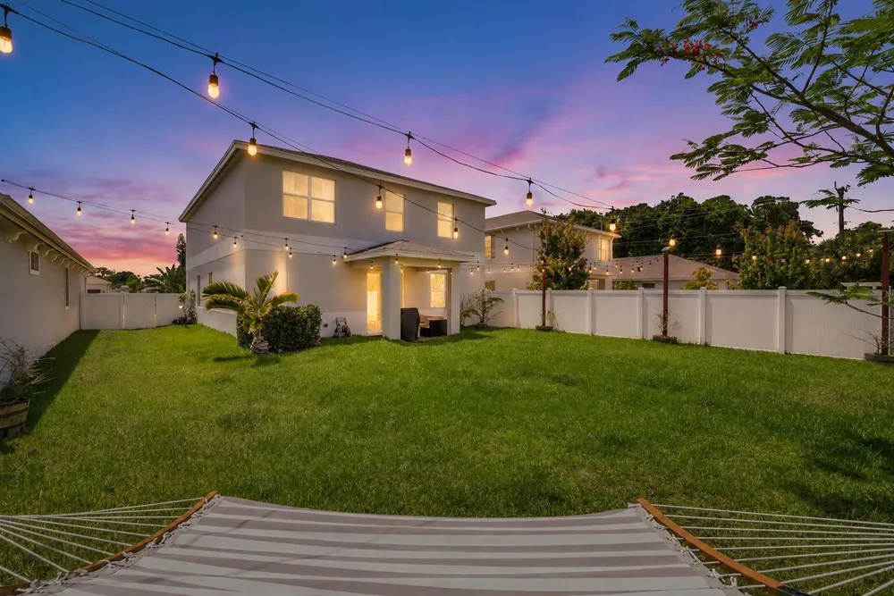 4506 Catalina Way, Greenacres, FL 33463