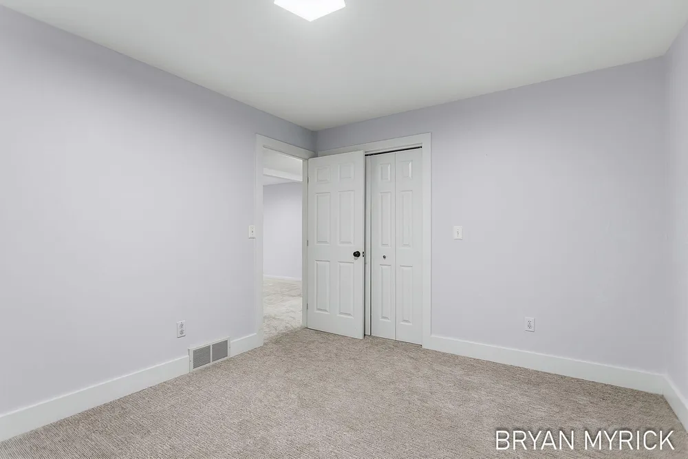 4612 Forest Ln, Holland, MI 49423