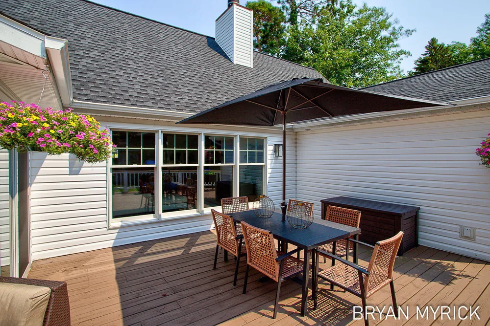 4612 Forest Ln, Holland, MI 49423