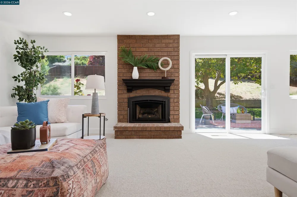 204 Lasso Cir, San Ramon, CA 94583