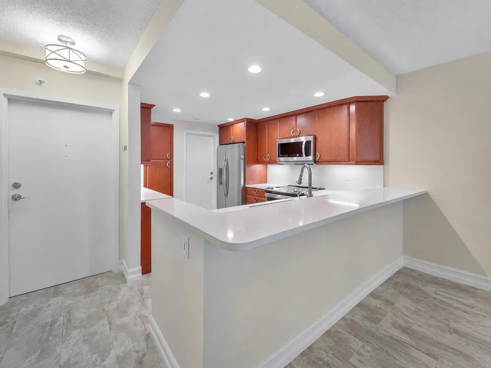 1500 S Ocean Blvd, Pompano Beach, FL 33062