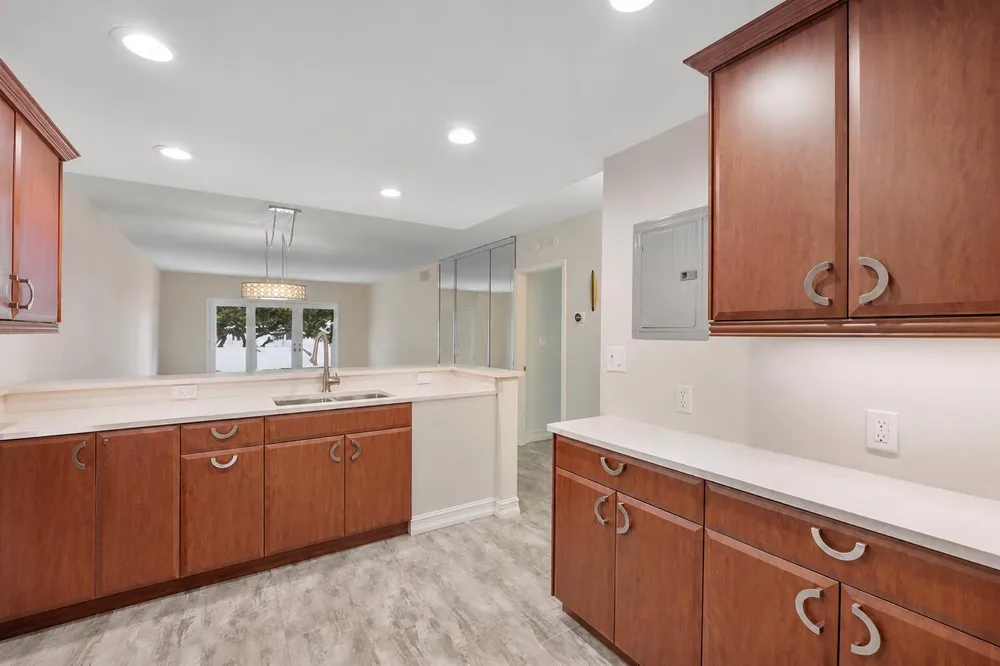 1500 S Ocean Blvd, Pompano Beach, FL 33062
