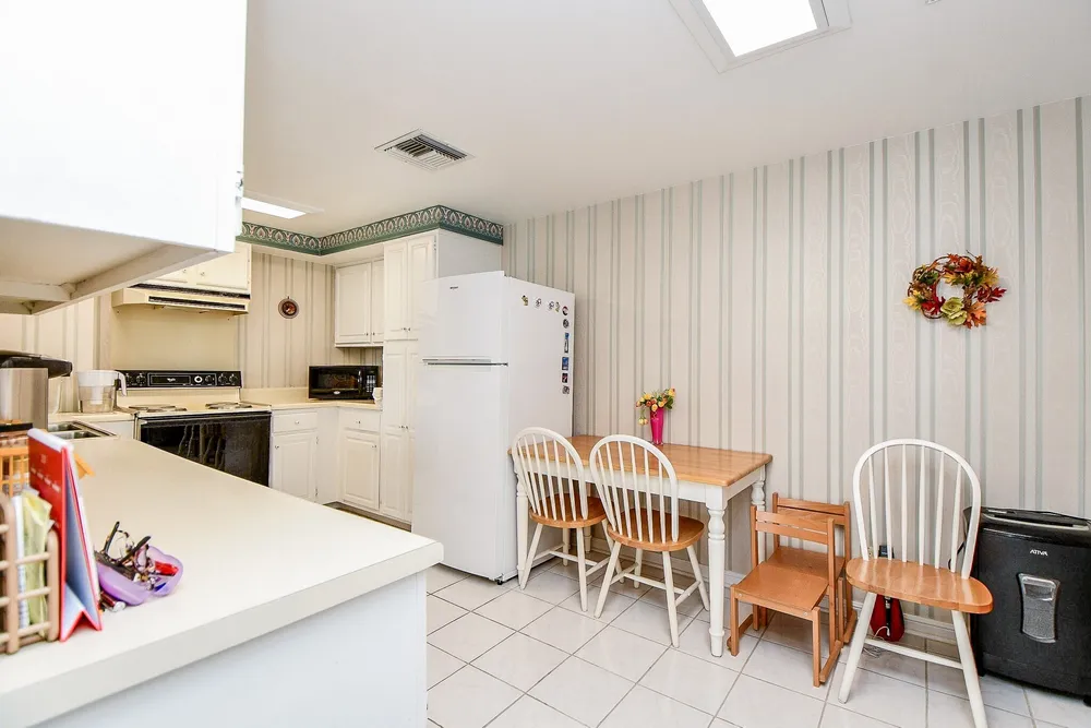 5150 Hidalgo St, Houston, TX 77056