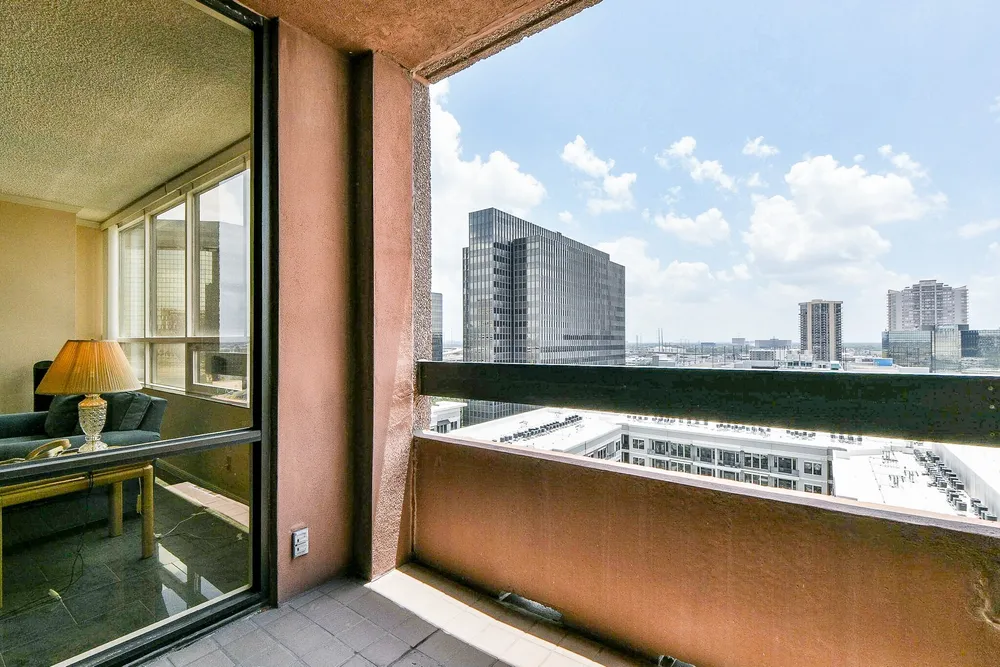 5150 Hidalgo St, Houston, TX 77056