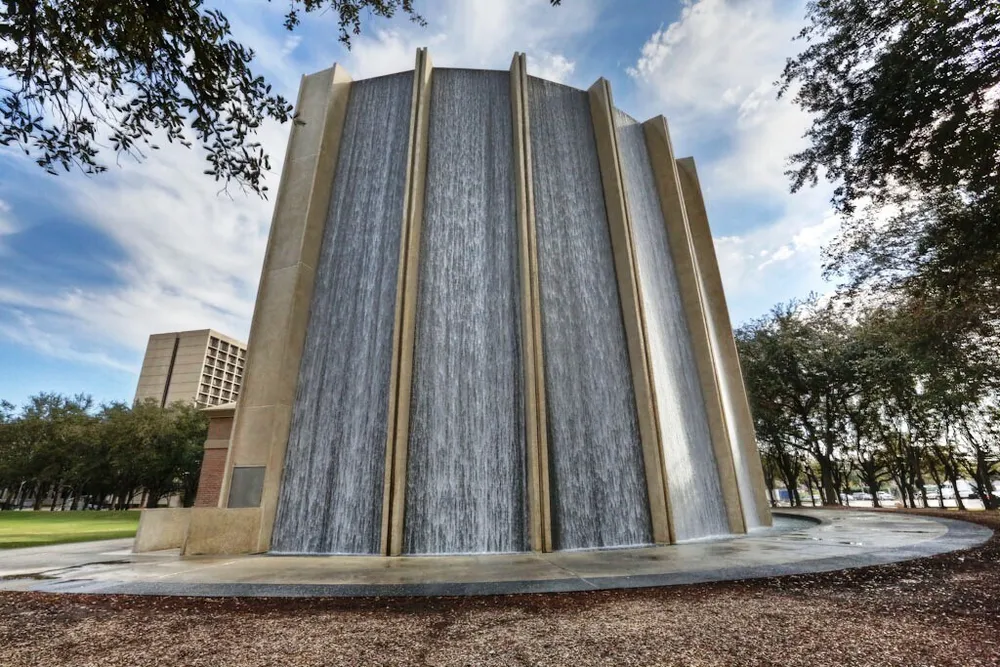 5150 Hidalgo St, Houston, TX 77056