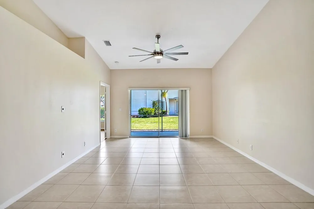8375 Logia Circle, Boynton Beach, FL 33472