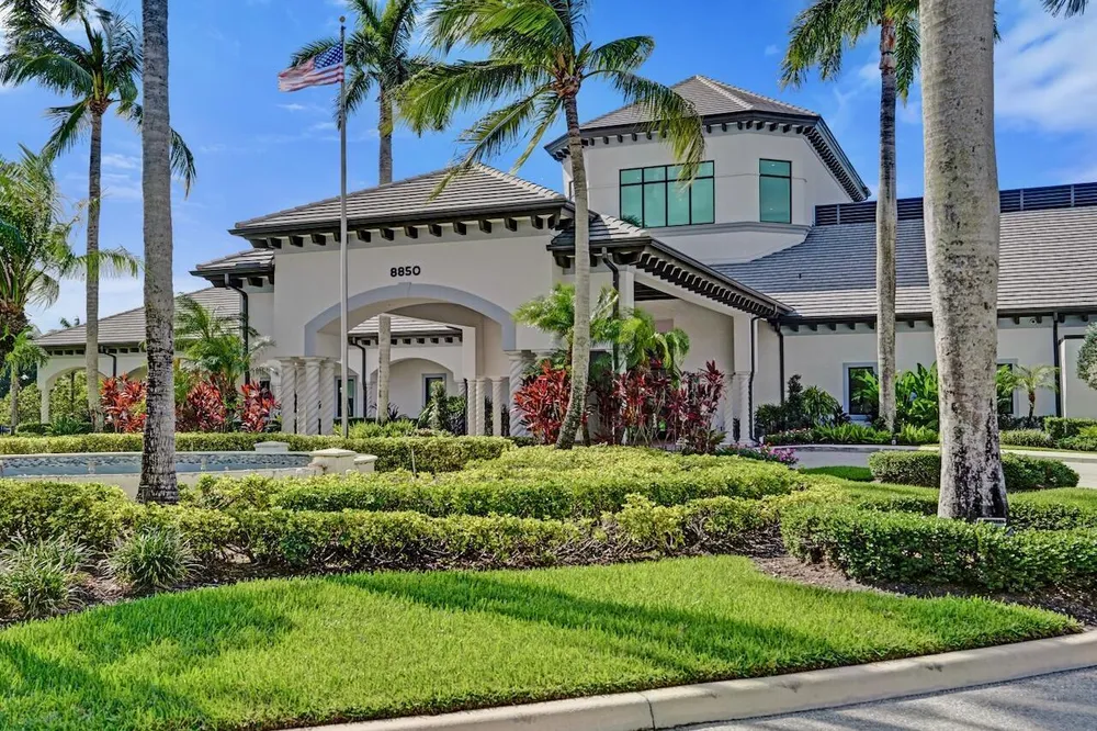 8375 Logia Circle, Boynton Beach, FL 33472