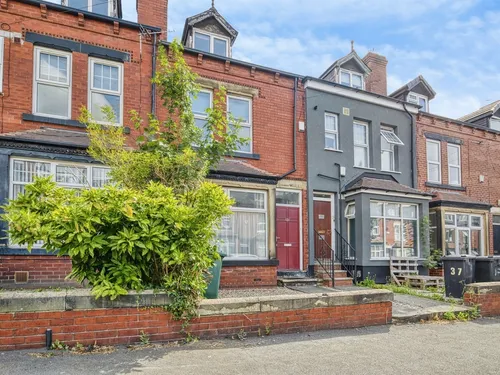 Ash Road, Leedsphoto