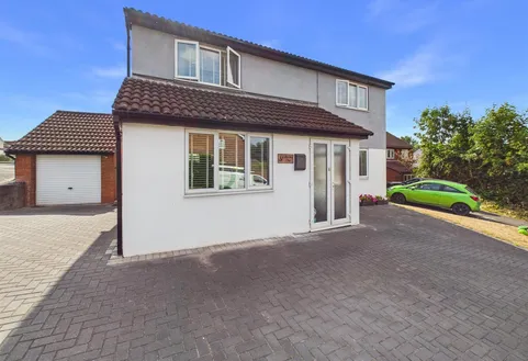 Hawkins Close, North Common, Bristol