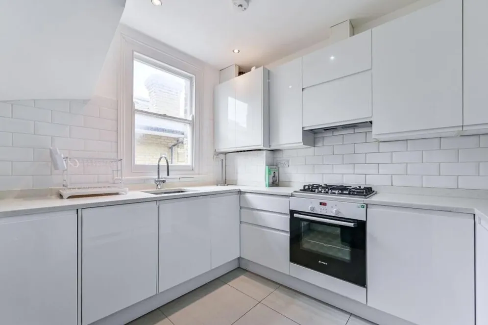 King Henrys Road London NW3 photo 3