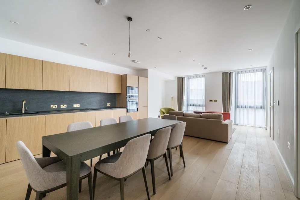 Enclave, 101, Camley Street, Kings Cross, NW1 photo 3