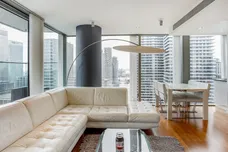 Landmark East Tower, E14 photo 6