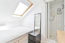 King Henrys Road London NW3 photo 9