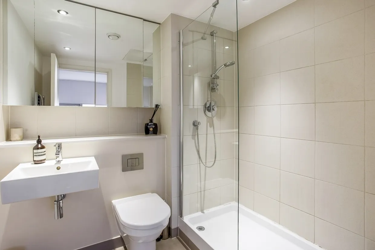 Landmark East Tower, E14 photo 9