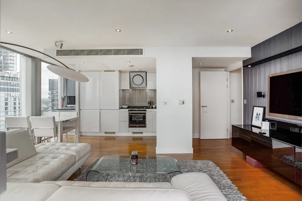 Landmark East Tower, E14 photo 18