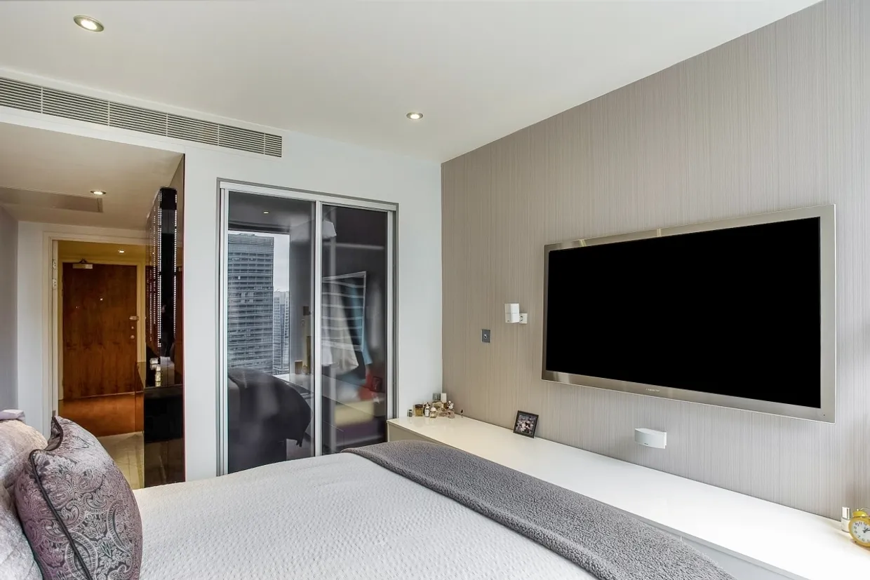 Landmark East Tower, E14 photo 23