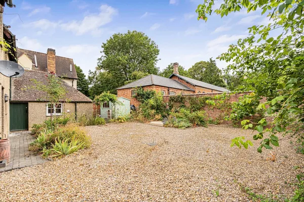 Main Street, Cottesbrooke, NN6 photo 15