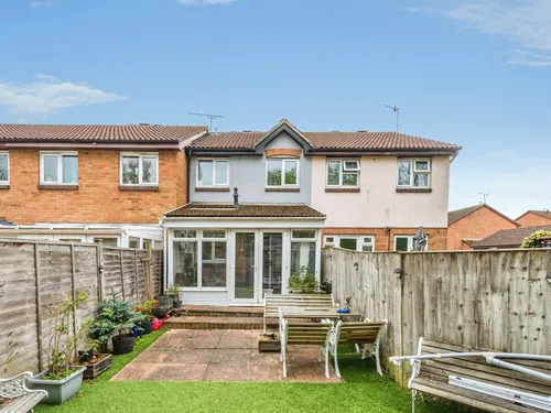 Percheron Close, Shaw, Swindonphoto
