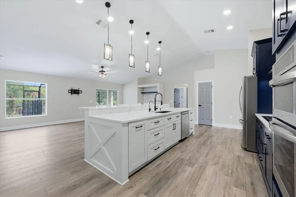 281 Pembroke Dr, Port Charlotte, FL 33954