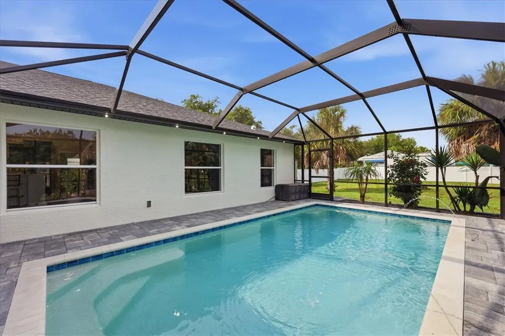 281 Pembroke Dr, Port Charlotte, FL 33954