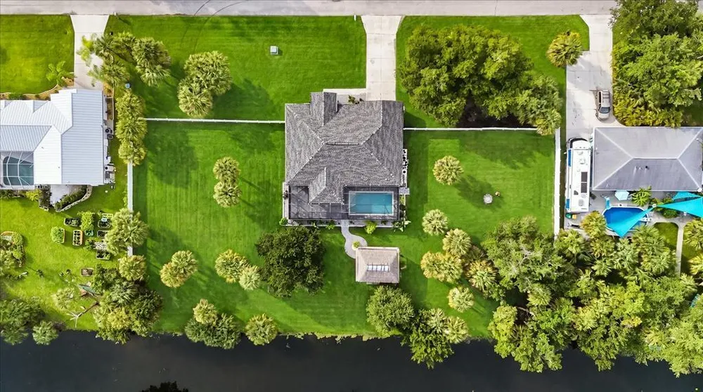 281 Pembroke Dr, Port Charlotte, FL 33954