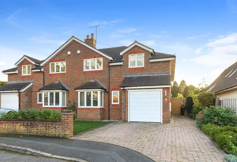 Homefield, Bovingdon, HP3