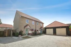 Mansion Garden Close, Braintree
