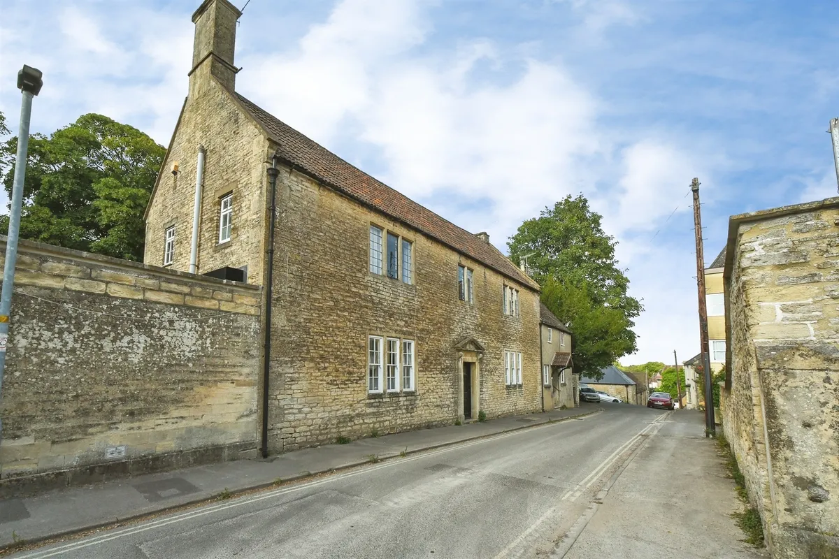 Castle Street, Calne
