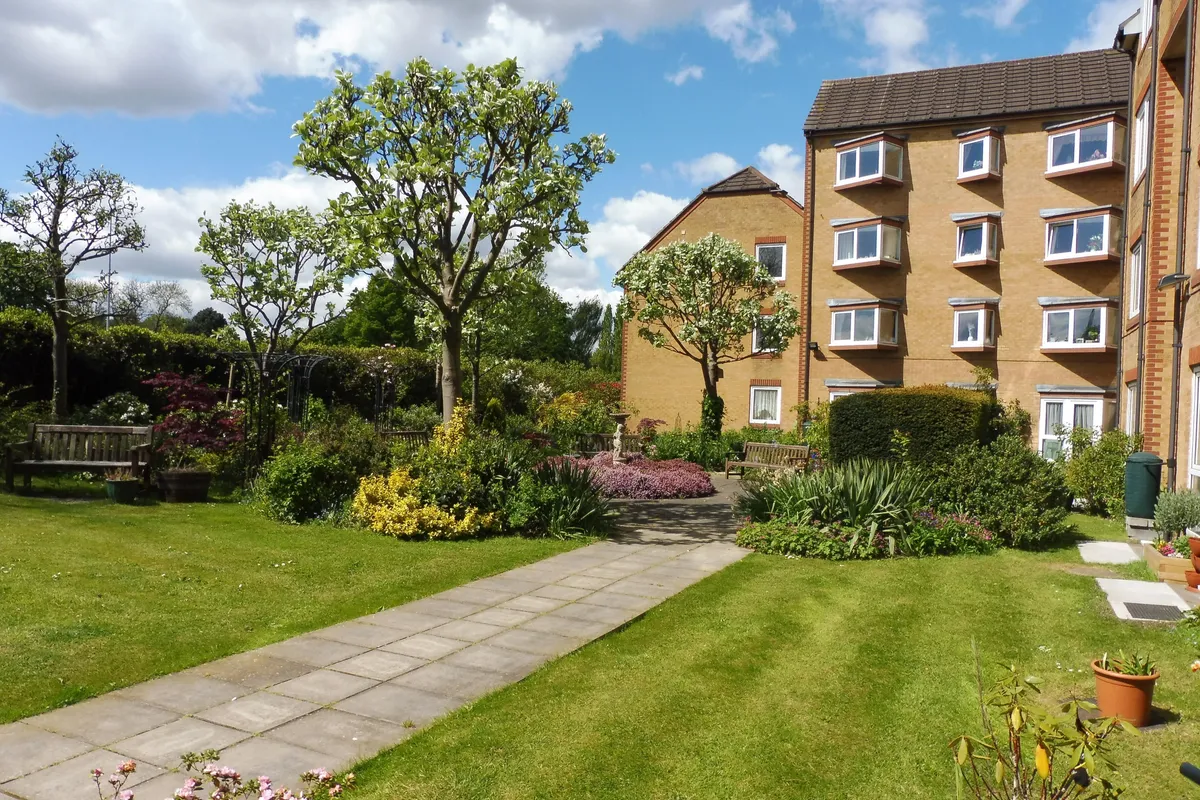 Cassio Road, WATFORD