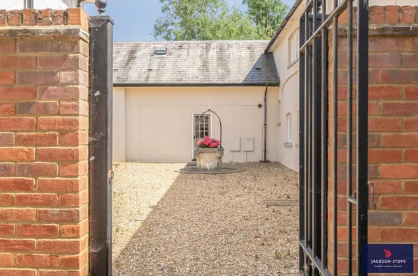 Shenley Park, Shenley Church End, MK5 photo 57