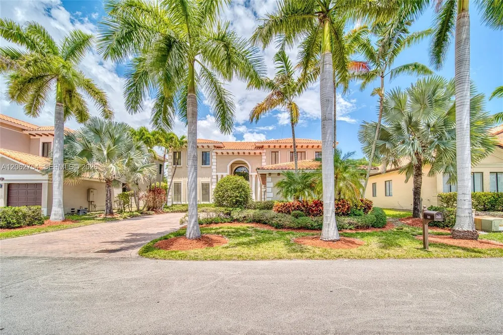 7601 SW 187th St, Cutler Bay, FL 33157