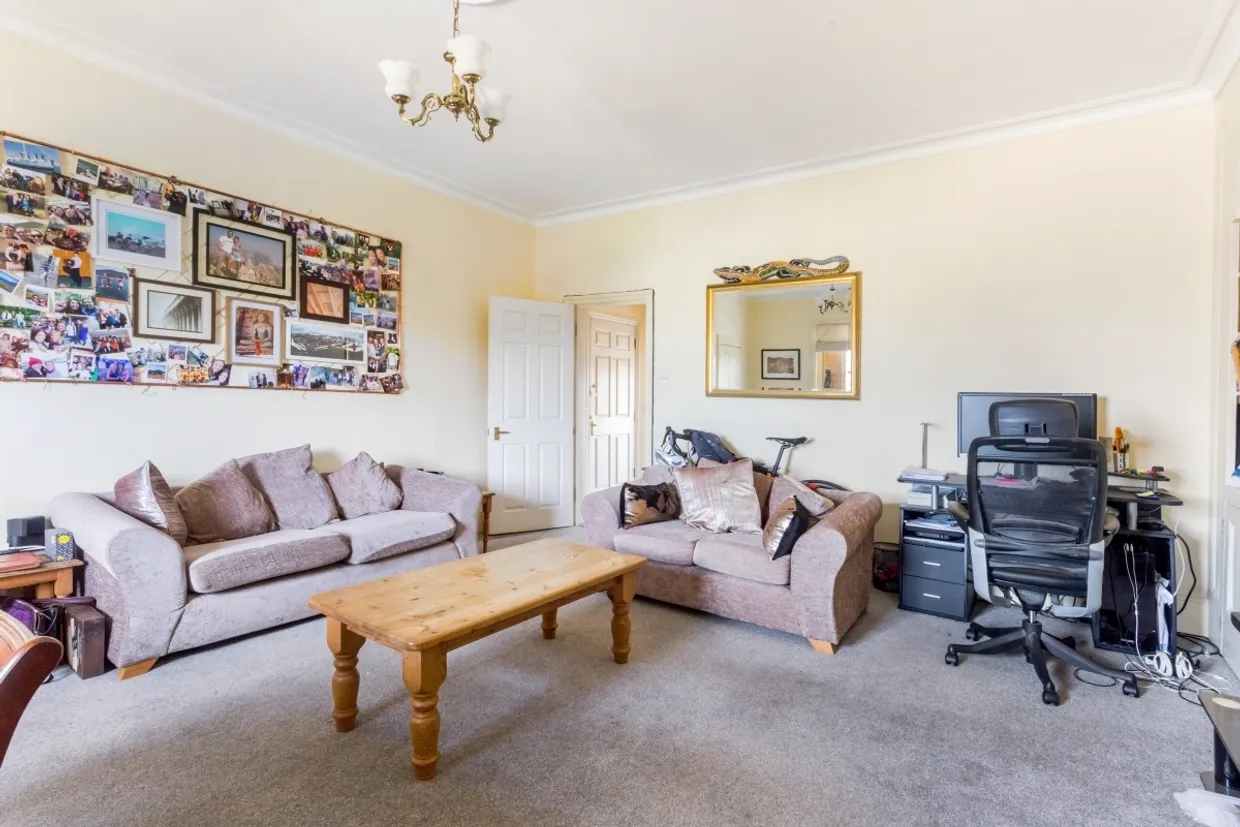 21 Lansdown Terrace Cheltenham GL50 photo 3