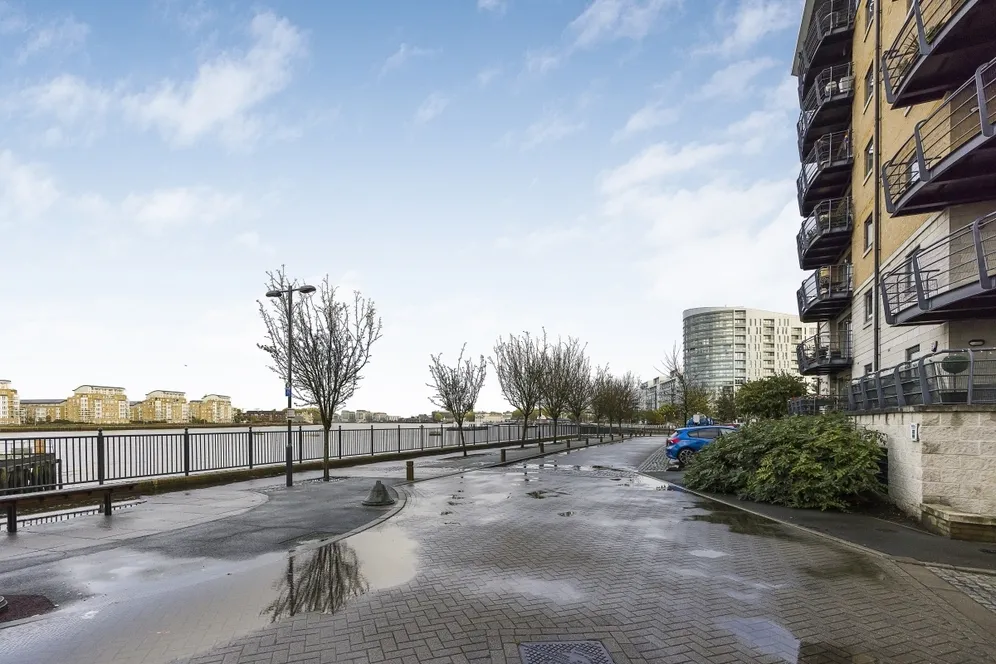 Glaisher Street Deptford SE8 photo 2
