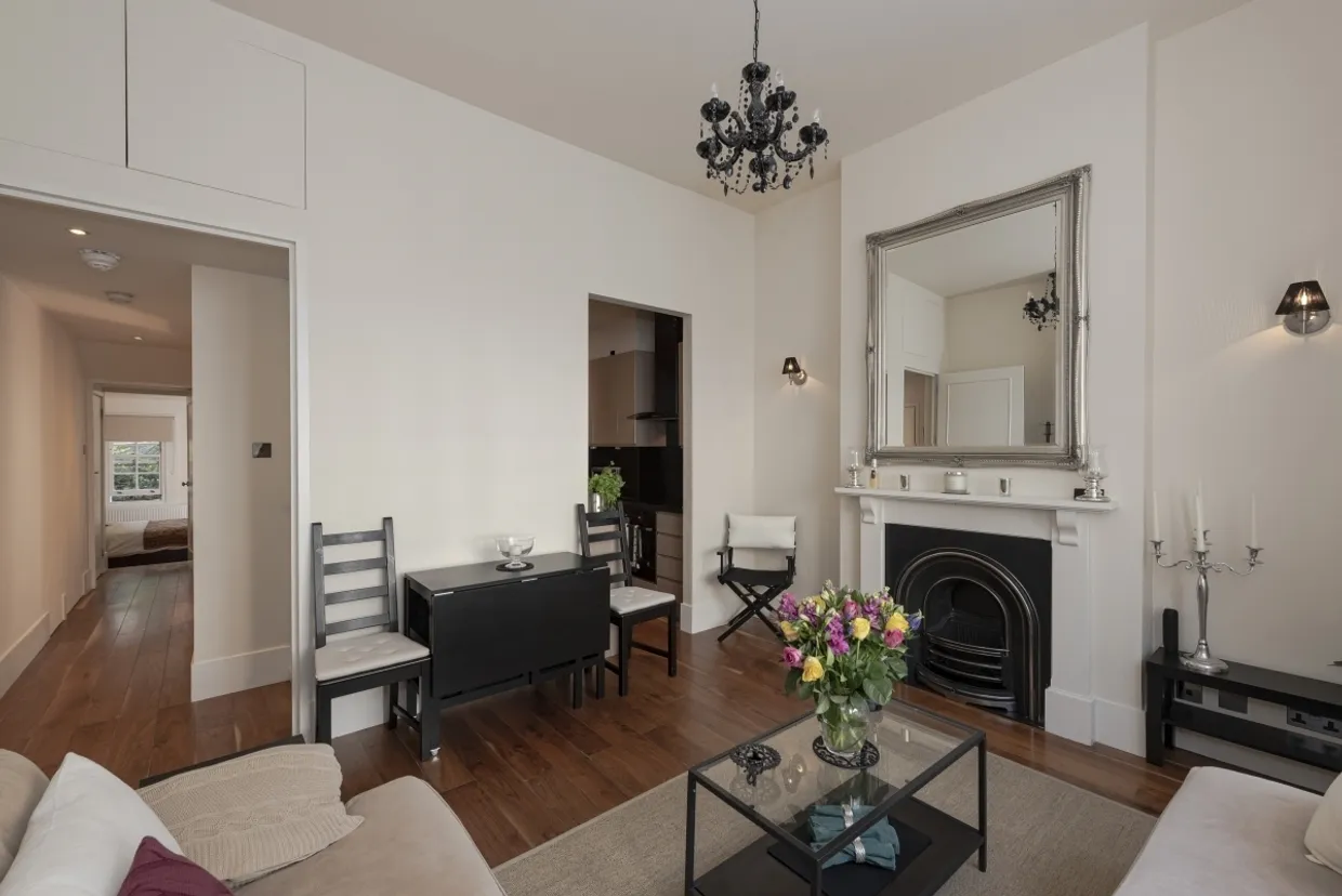 Eardley Crescent Earl's Court SW5 photo 3