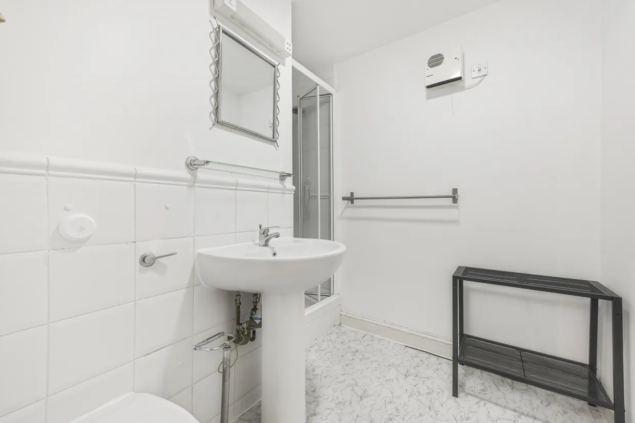 Glaisher Street Deptford SE8 photo 11