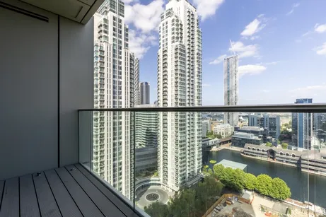 32 Harbour Way Canary Wharf E14
