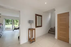 Walnut Close Harpenden AL5 photo 5