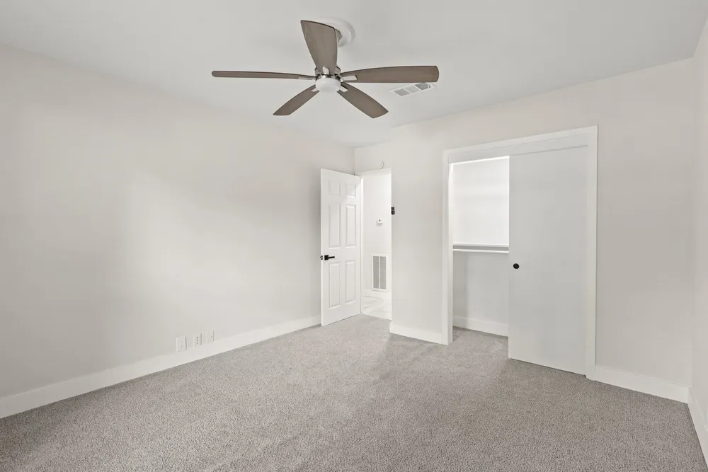 5510 Braesvalley Dr, Houston, TX 77096-3002