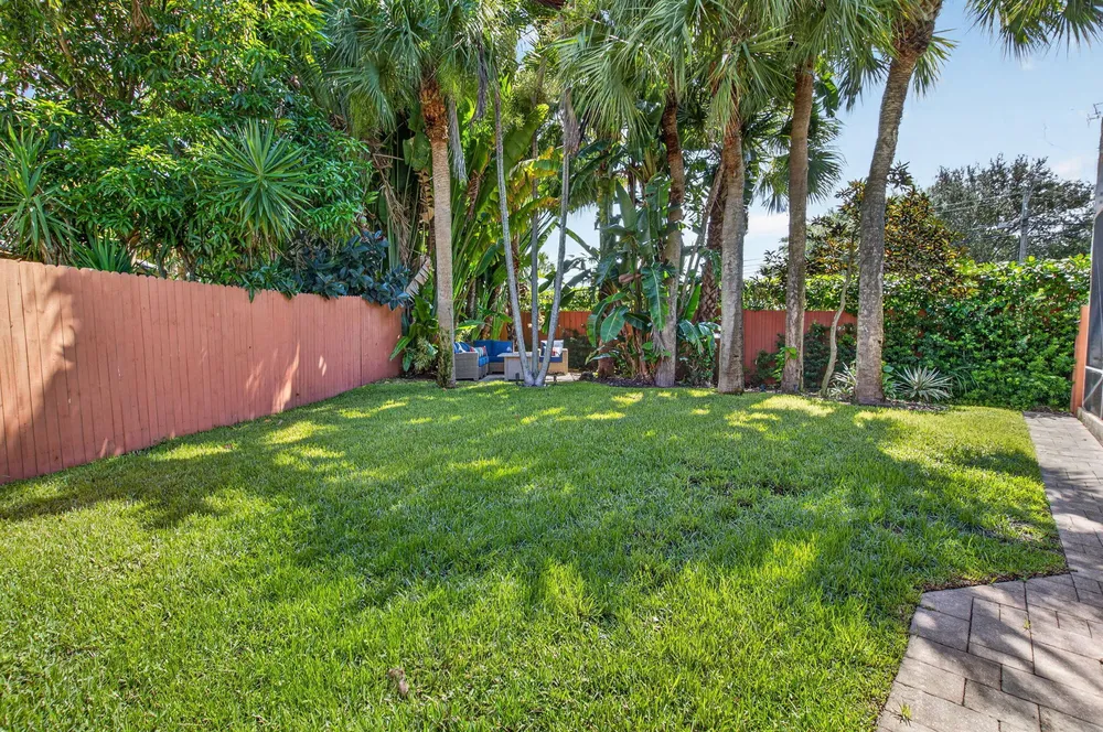 1365 E Barwick Ranch Circle, Delray Beach, FL 33445
