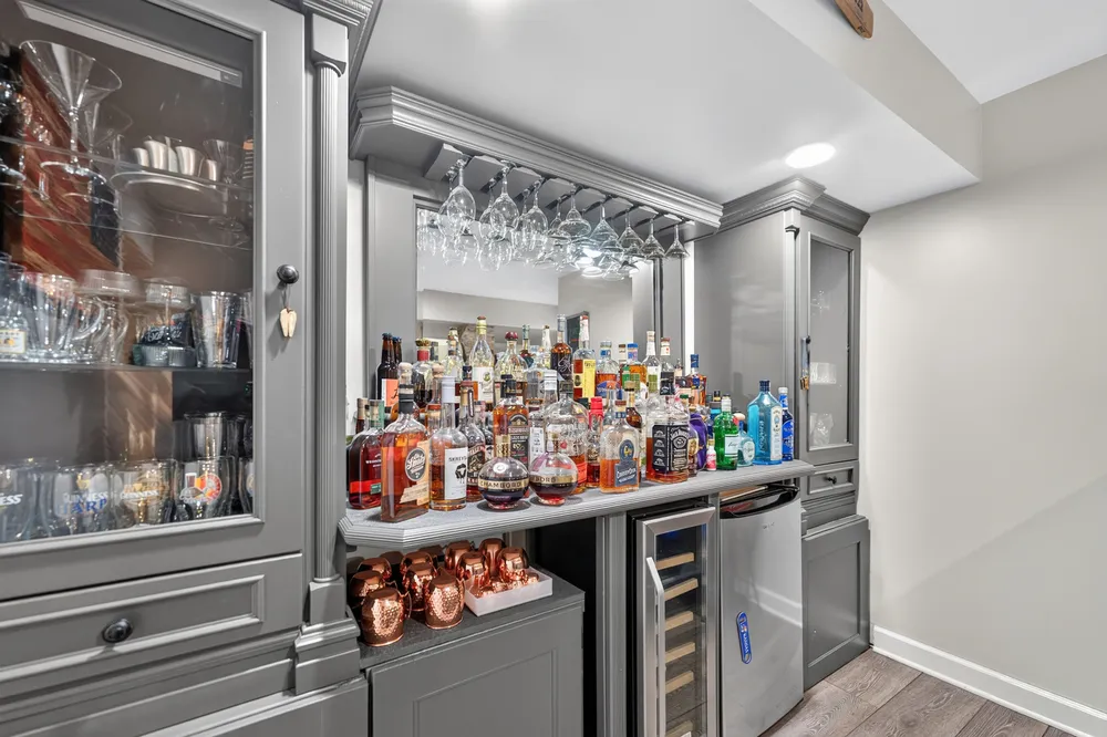 1206 Aberdeen Rd, Inverness, IL 60067