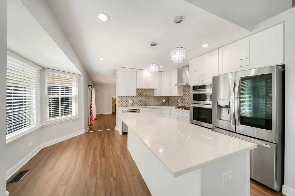 1384 Marble Hill Dr, Lake Zurich, IL 60047-1744