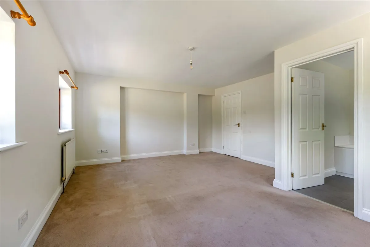 Biddesden Farmhouse, Rooksdown, RG24