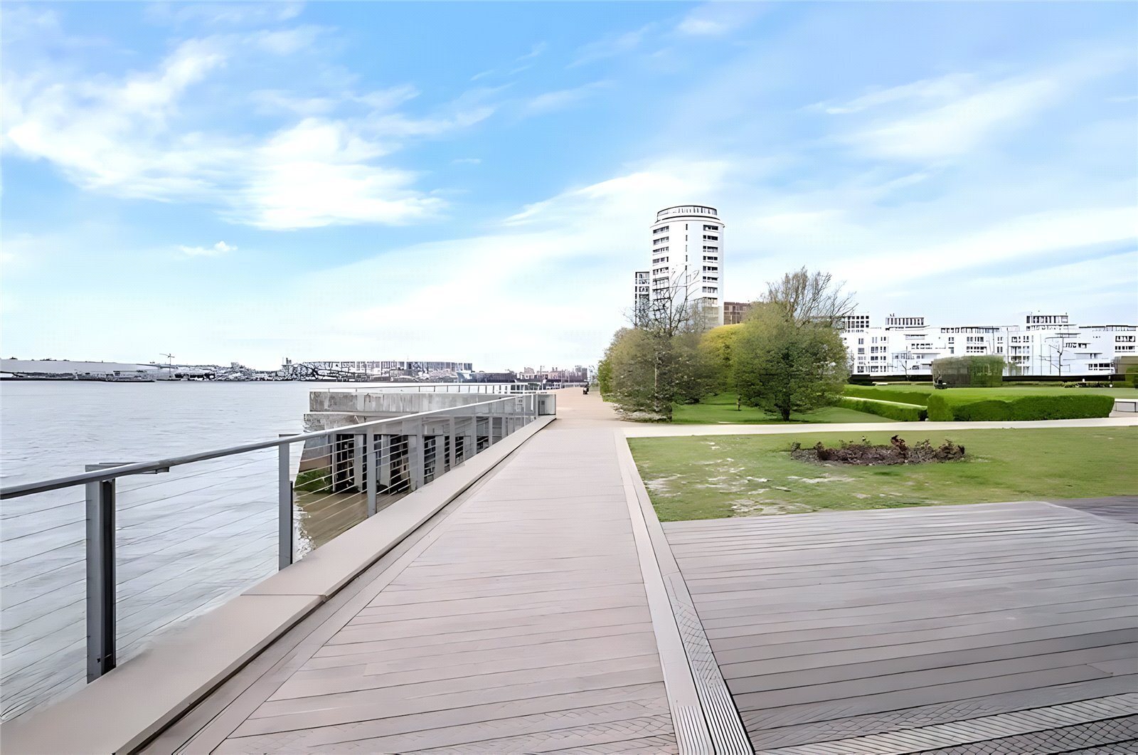 Waterside Heights,, Waterside Park,, Royal Docks,, London, E16 Image 6