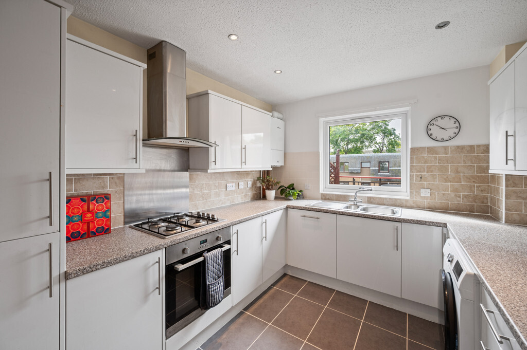 8 (Flat 5) Rocheid Park, Fettes, Edinburgh, EH4 1RU Image 11