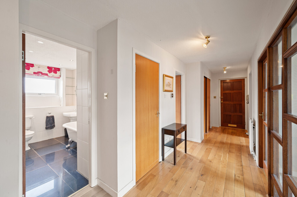 8 (Flat 5) Rocheid Park, Fettes, Edinburgh, EH4 1RU Image 23