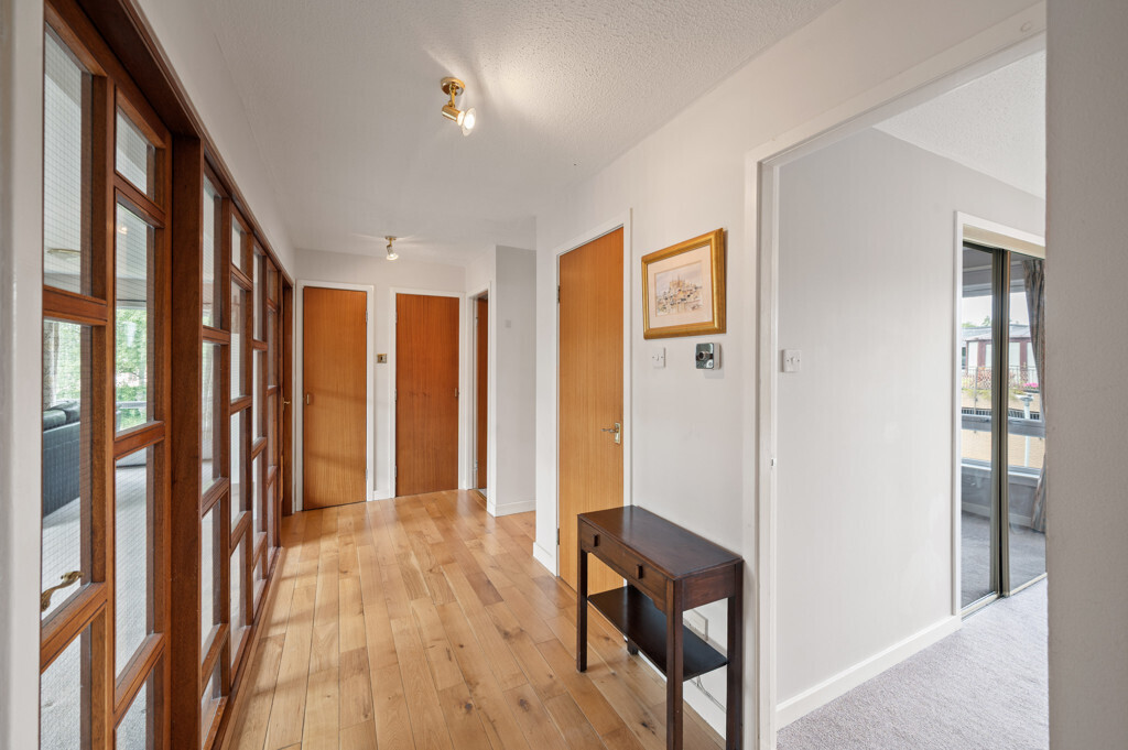 8 (Flat 5) Rocheid Park, Fettes, Edinburgh, EH4 1RU Image 24