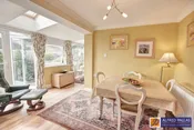Grid item
