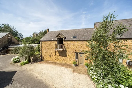 Earls Lane, Deddington, OX15